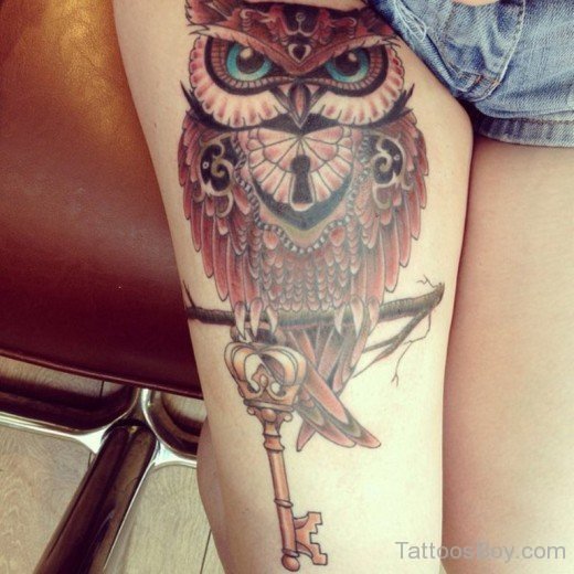 Elegant Owl Tattoo On Thigh-TB14025