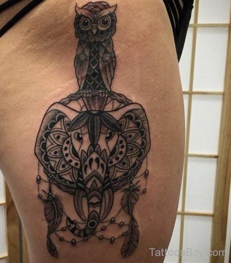 Nice Owl Tattoo On Thigh
