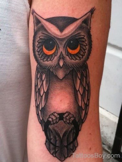 Wonderful Owl Tattoo On Shoulder-TB1197